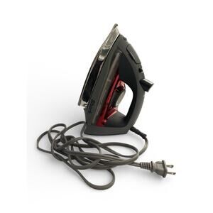 Shark GI305-13 Stainless Steel Professional Lightweight 1500W Red Steam Iron